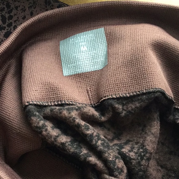 Lined Leggings Brown Black Snake MEDIUM NWT - Picture 6 of 8